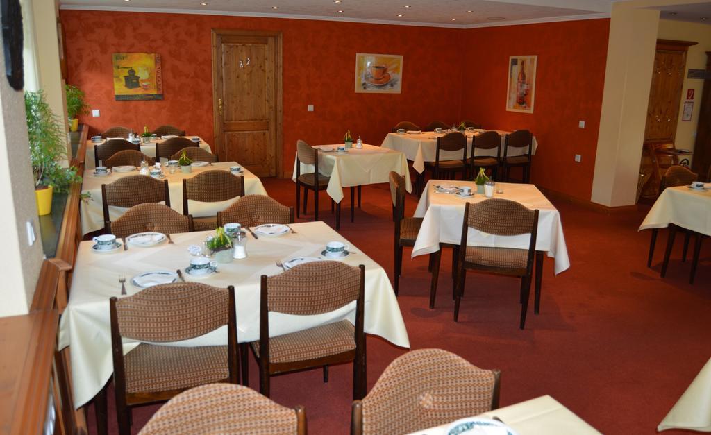 לנסטאט Hotel Haus Rameil מראה חיצוני תמונה