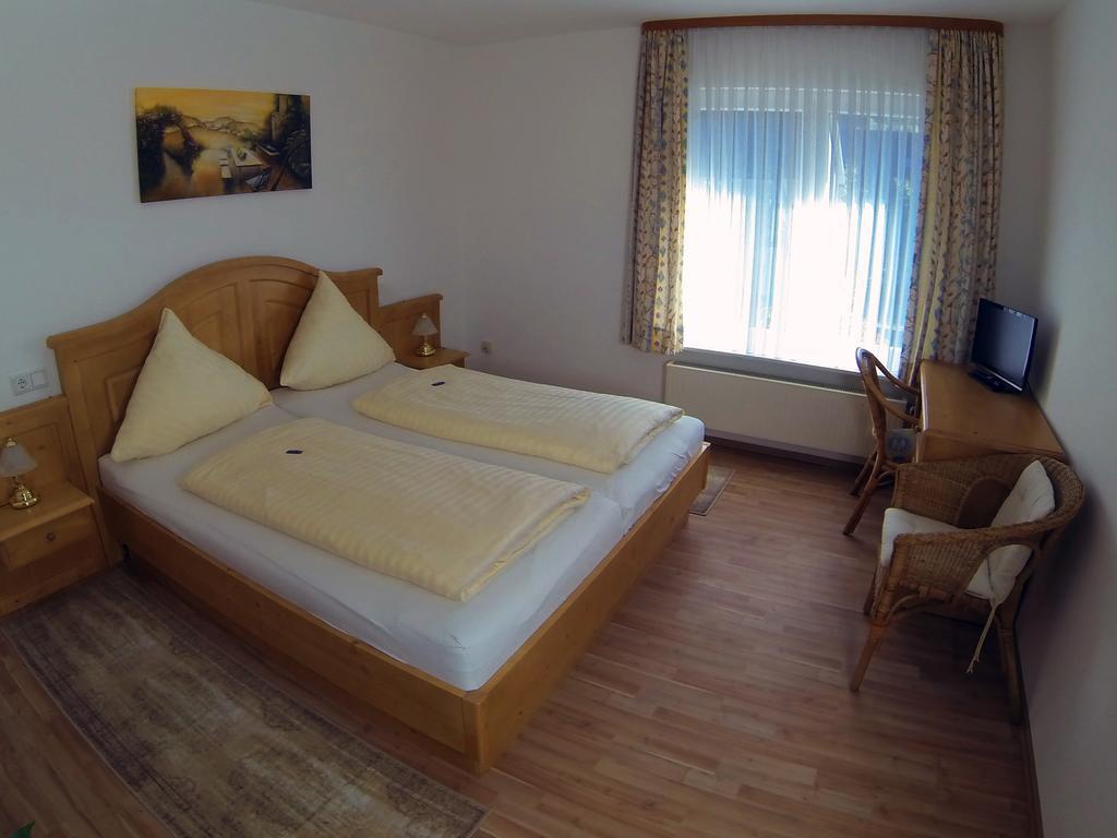 לנסטאט Hotel Haus Rameil חדר תמונה